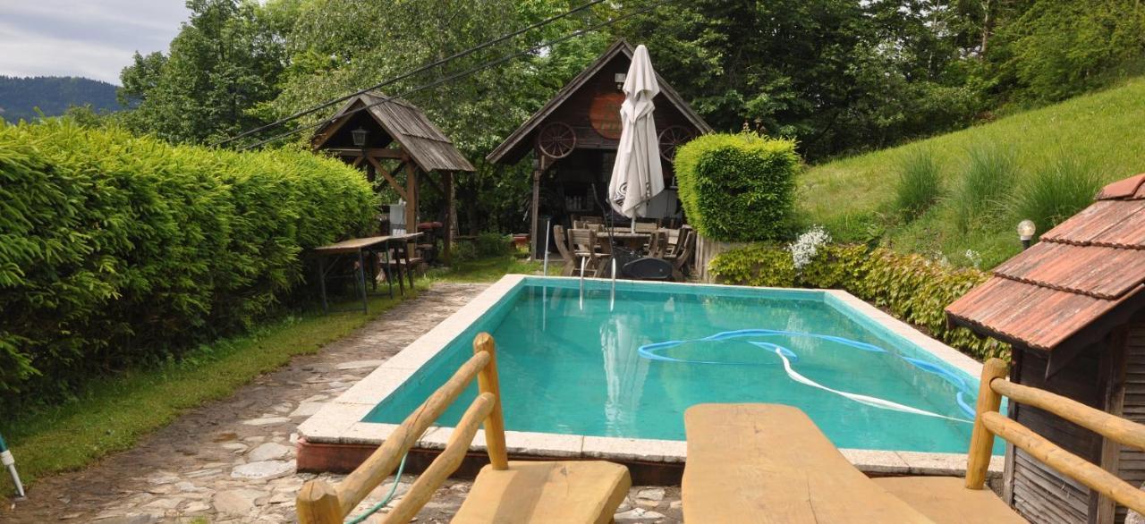 Glamping Mm Hotel Muta Ngoại thất bức ảnh