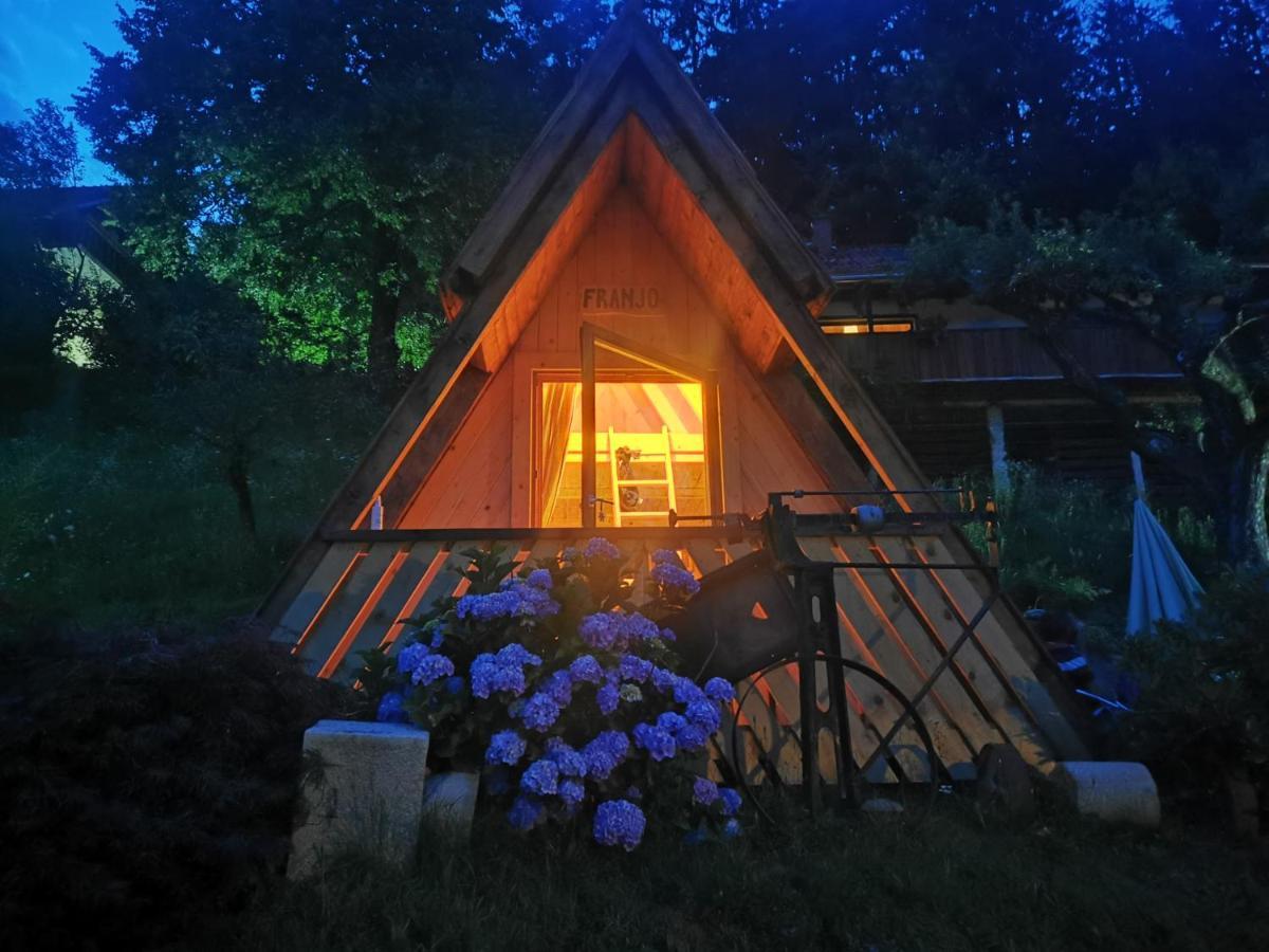 Glamping Mm Hotel Muta Ngoại thất bức ảnh