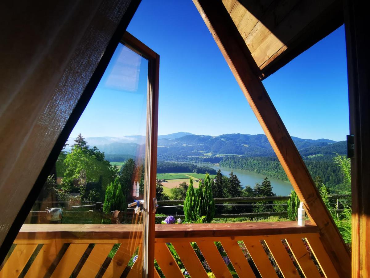 Glamping Mm Hotel Muta Ngoại thất bức ảnh
