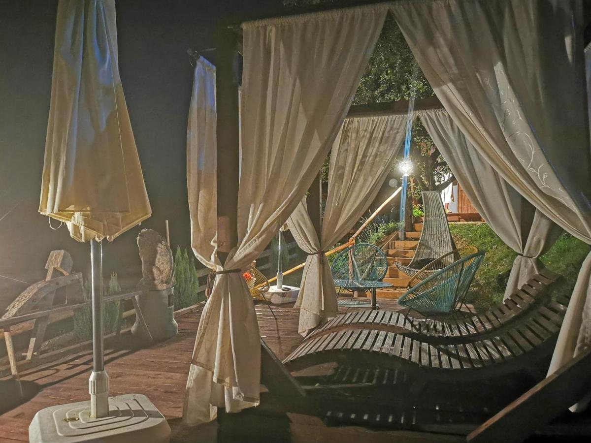 Glamping Mm Hotel Muta Ngoại thất bức ảnh